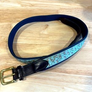 Men’s Vineyard Vines - 5 o’clock somewhere belt size 34